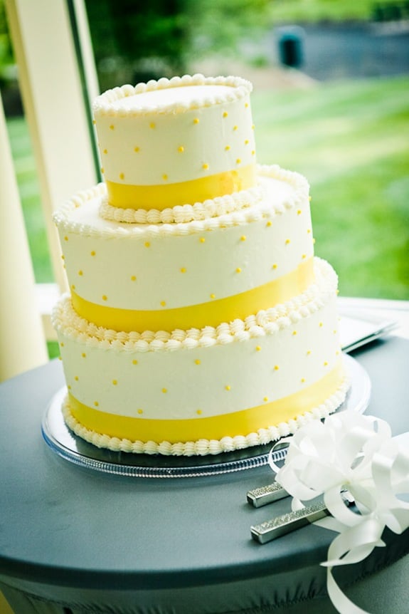 wedding cake  at the Newton White Mansion in Mitchellville MD