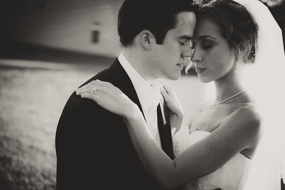 bride and groom in mechanicsville md