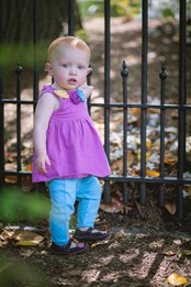 Toddler and family at the Annapolis State House in Maryland