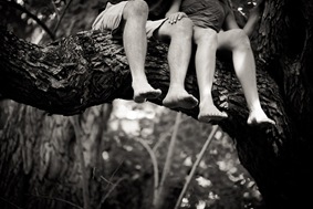 engagement photos at the marietta house museum in glen dale md