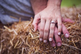 engagement photos at the marietta house museum in glen dale md