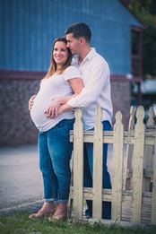 Cute Maternity and Newborn Portraits