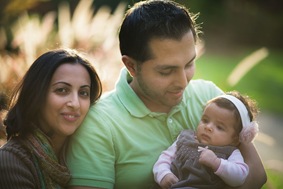 Adorable family at McCrillis Gardens in Maryland