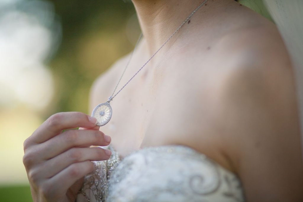 vintage-locket-necklace