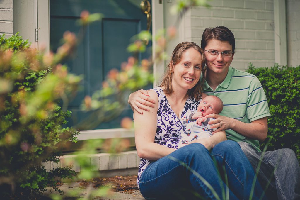 new-parents-portrait-at-home