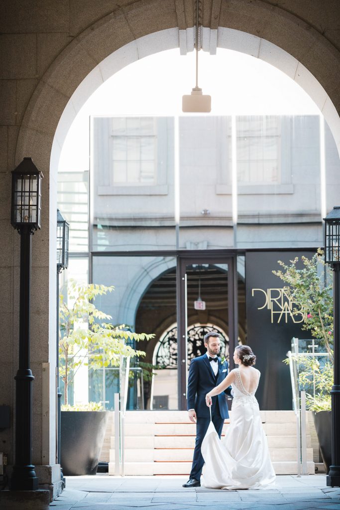 An Intimate September Wedding at The Loft at 600F The National Portrait Gallery 16