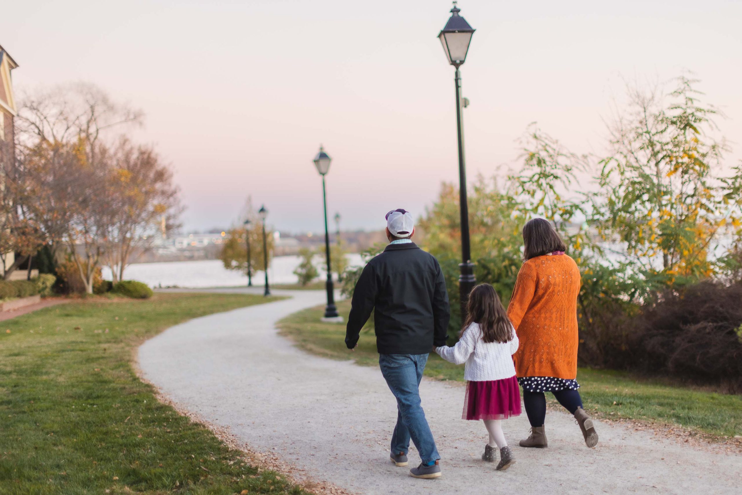 Heather-Hari-Family-Portraits-Old-Town-Alexandria_17
